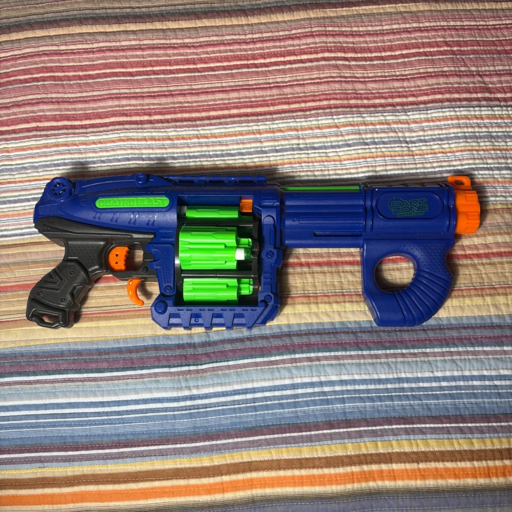 Dart Zone Covert Ops Quatroblast Foam Dart Blaster Blue Green Pump Action Toy